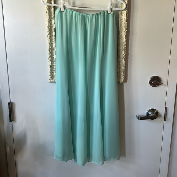 ALEX EVENINGS |  Light Green Lace Two Piece Set Dress - Picture 9 of 15